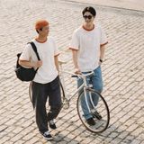  Áo UNIQLO trắng tay cổ viền G1T1 