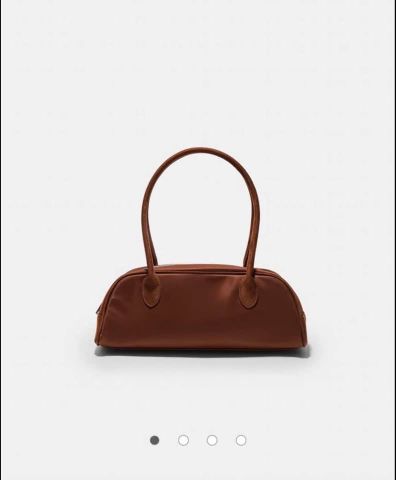  Túi STRADIVARIUS 34.5*15.5*12 0910235 