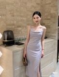  Đầm lụa URBAN OUTFITTER dáng dài 
