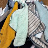  Khăn vuông kèm móc sz 34x34 