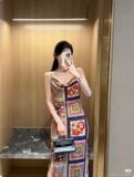 Đầm lụa URBAN OUTFITTER dáng dài 