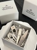  Set 6 kẹp tóc VIVIENNE WESTWOOD 