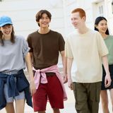  Áo phông ngắn tay UNIQLO 0331120 G10T3T 