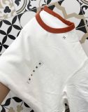  Áo UNIQLO trắng tay cổ viền G1T1 