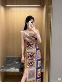  Đầm lụa URBAN OUTFITTER dáng dài 