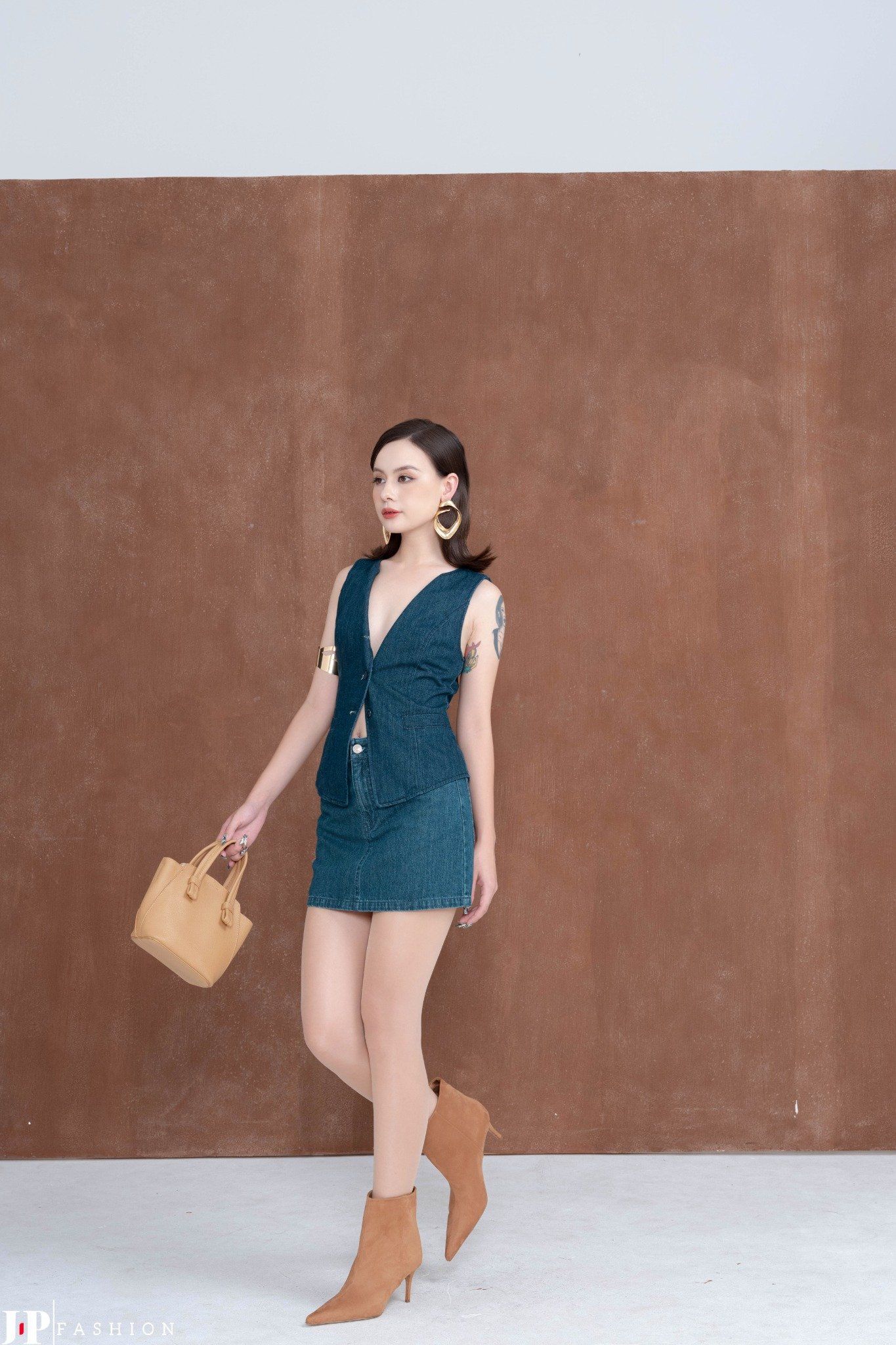 Chân Váy Jean Ngắn 17012047