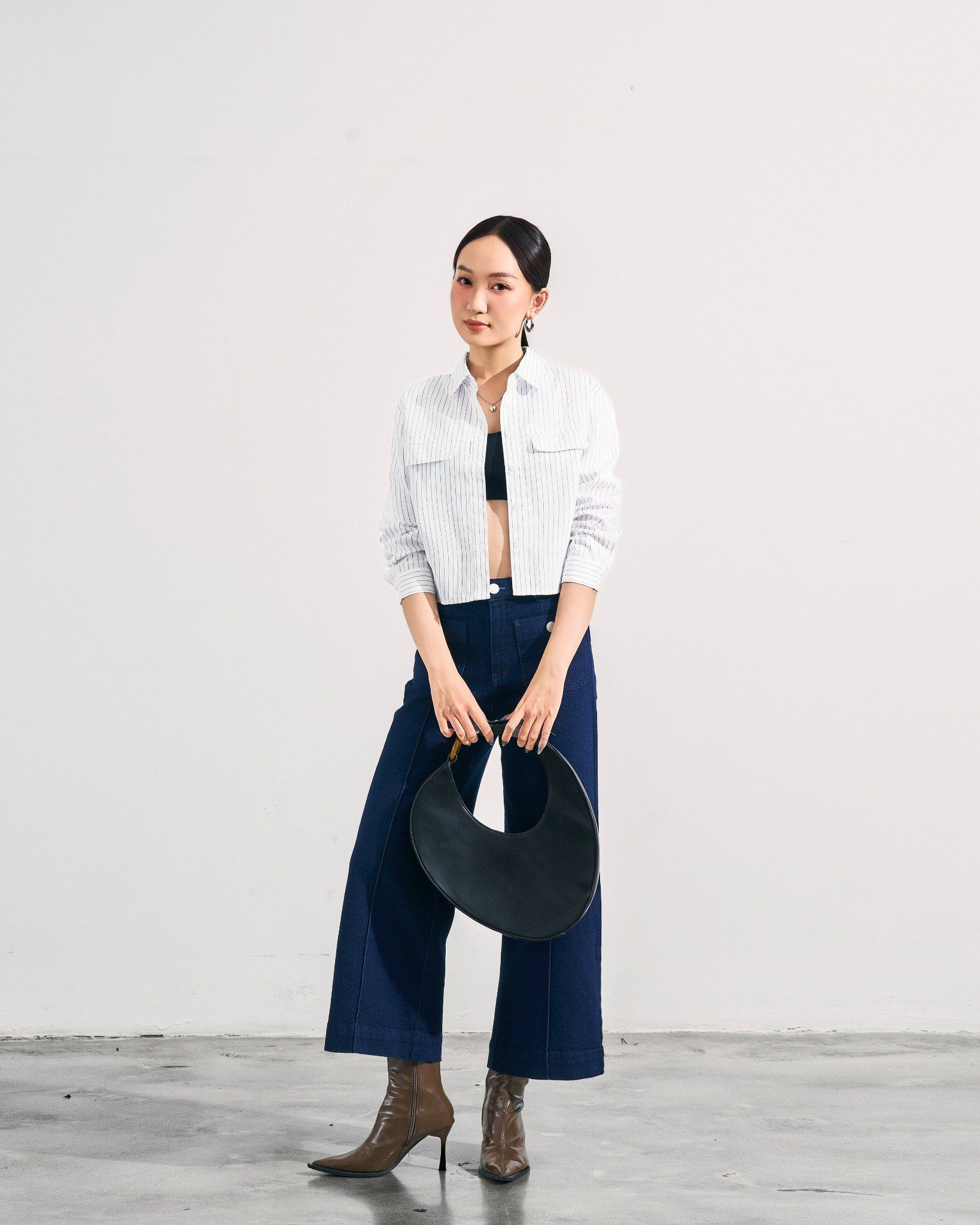 Quần Jeans Túi Hộp Ống Suông 11111940