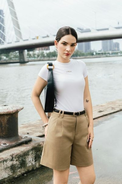 Quần short kaki màu Nâu