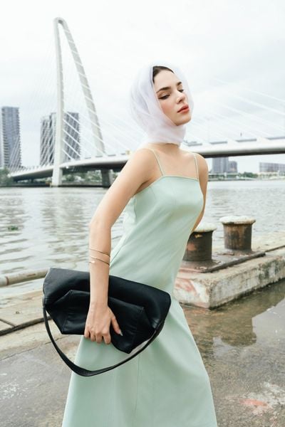 Đầm Kiểu 2 Dây màu xanh