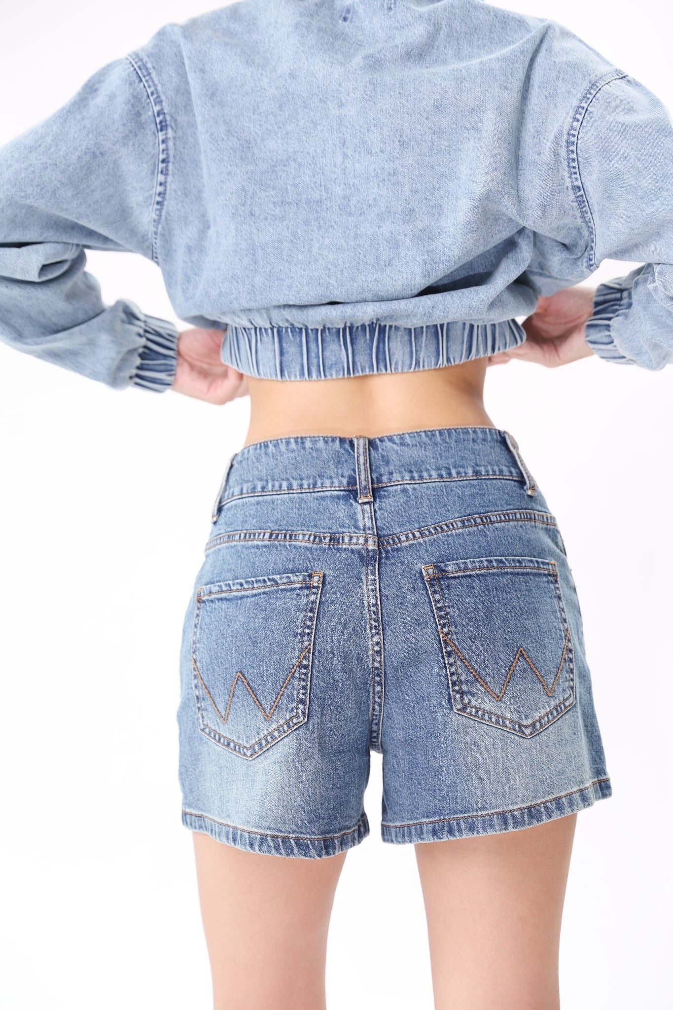 Quần Short Jean 15012346