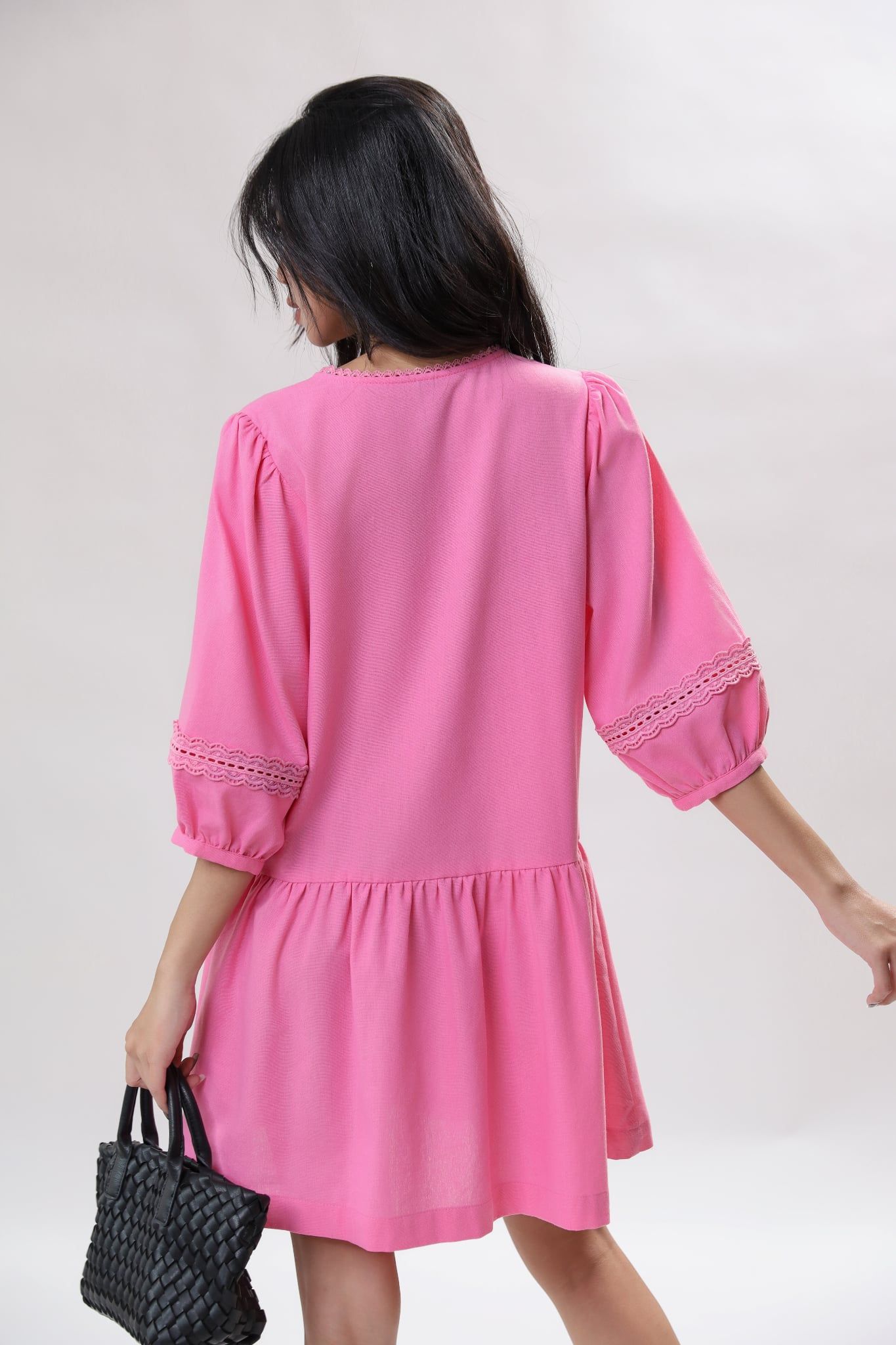 Đầm Cổ Somi Tay Lỡ Hồng 11012459