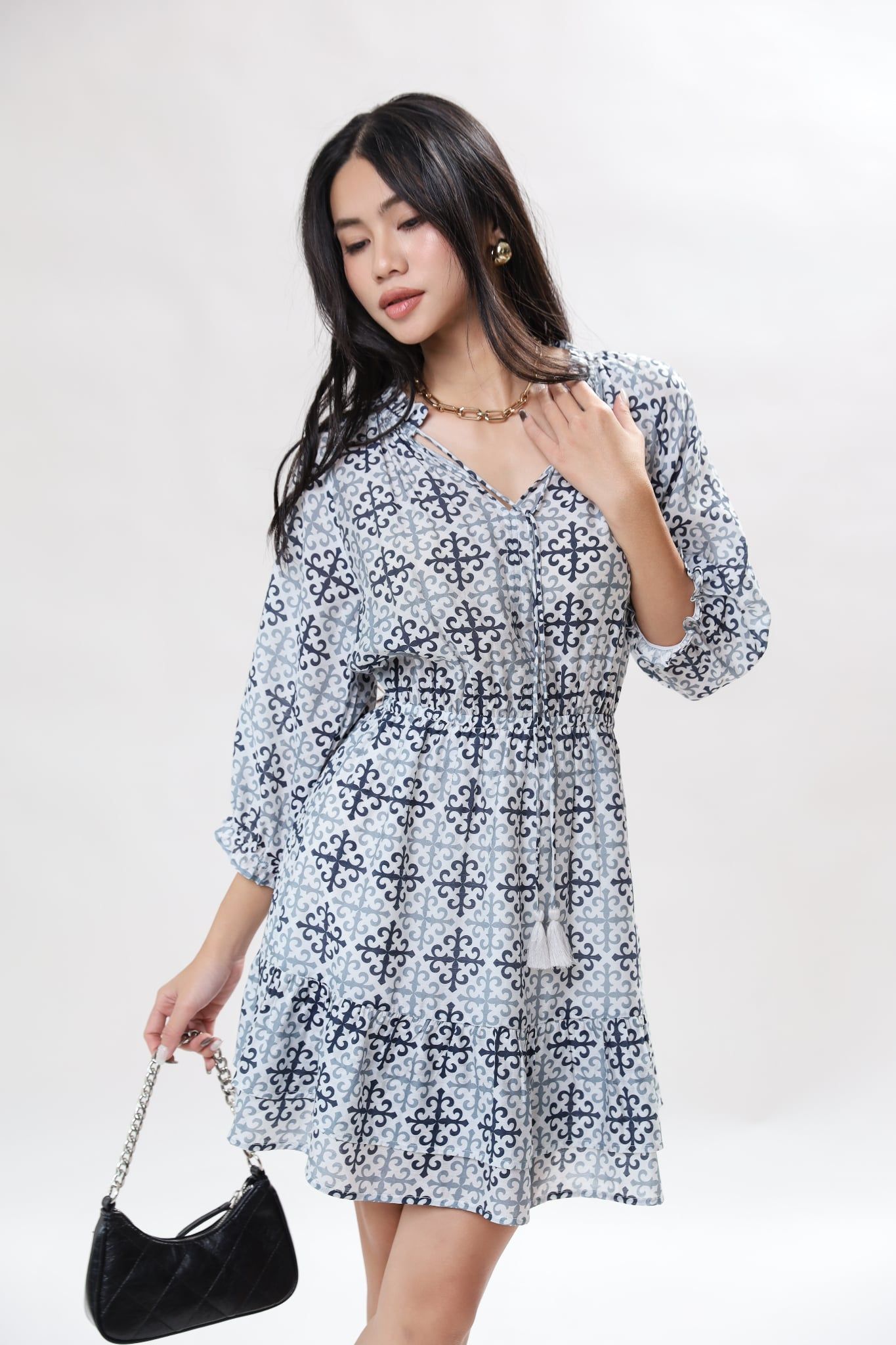 Đầm kiểu tay lỡ 11012443