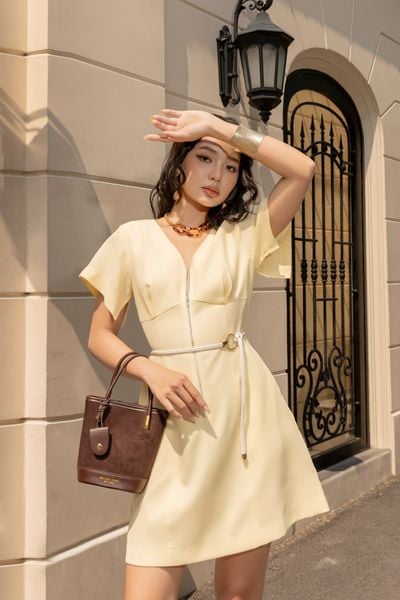 Đầm kiểu ngắn tay 12212563