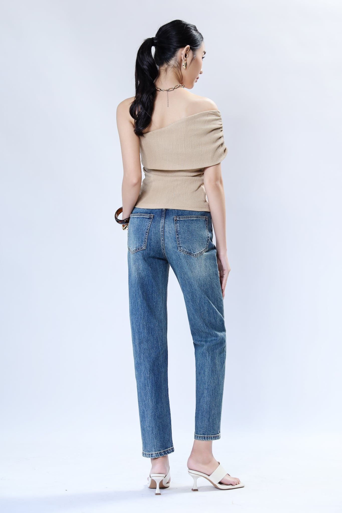 Thun Kiểu Lệch Vai 10211452