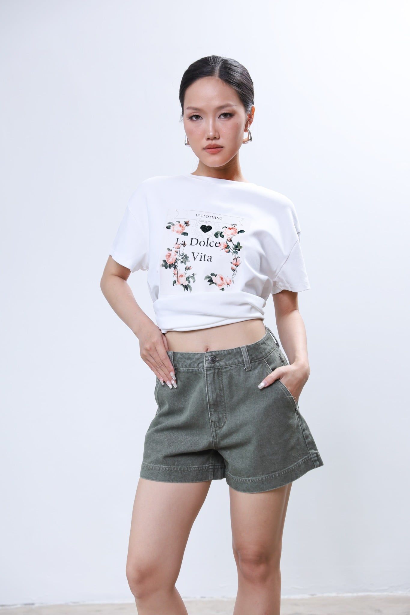 Áo thun hình NT 10212375