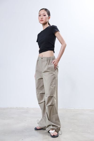 Quần dù ống rộng 19212405