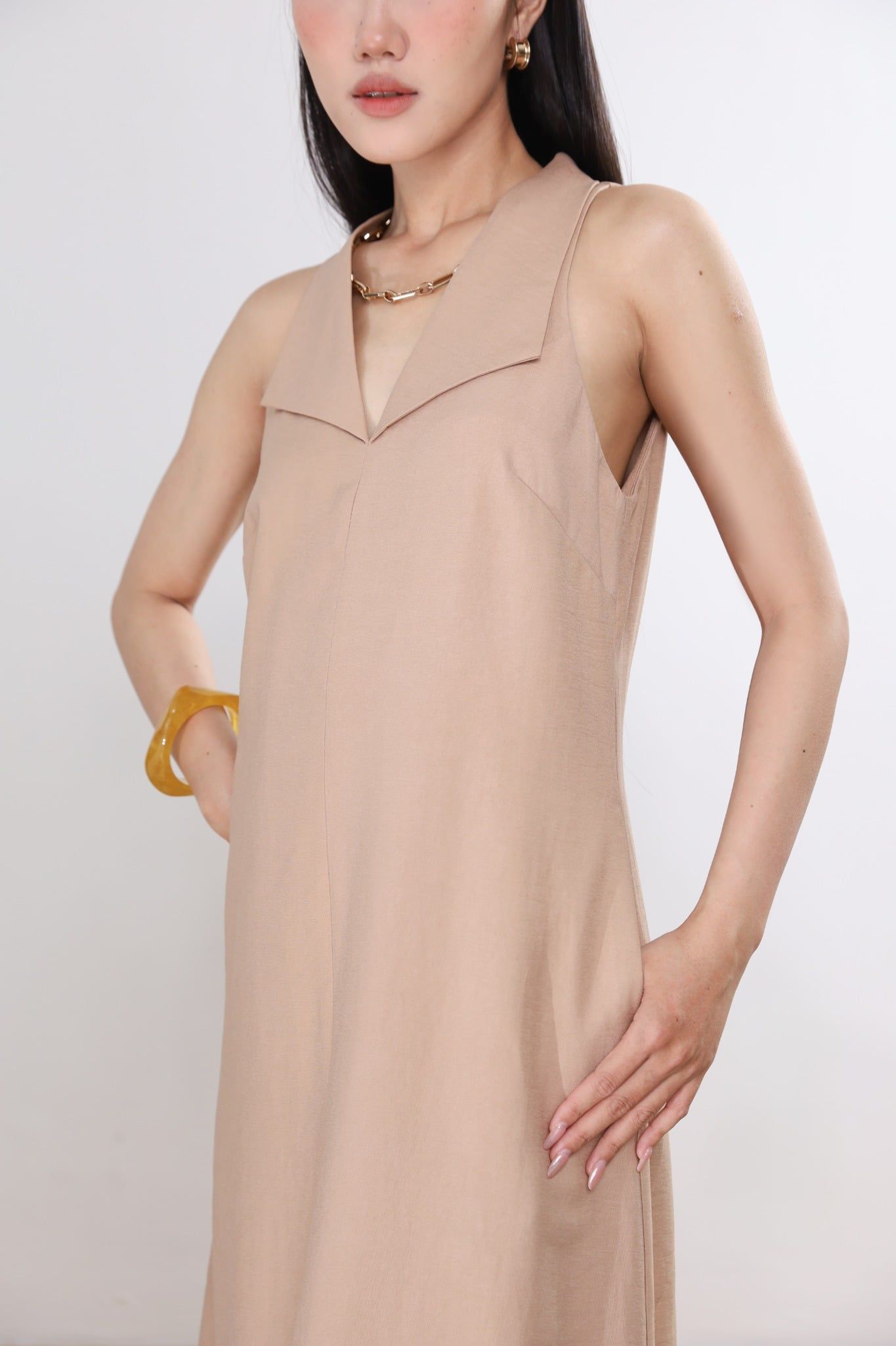 Đầm Suông Cổ Vest Basic J-P Fashion 11012297