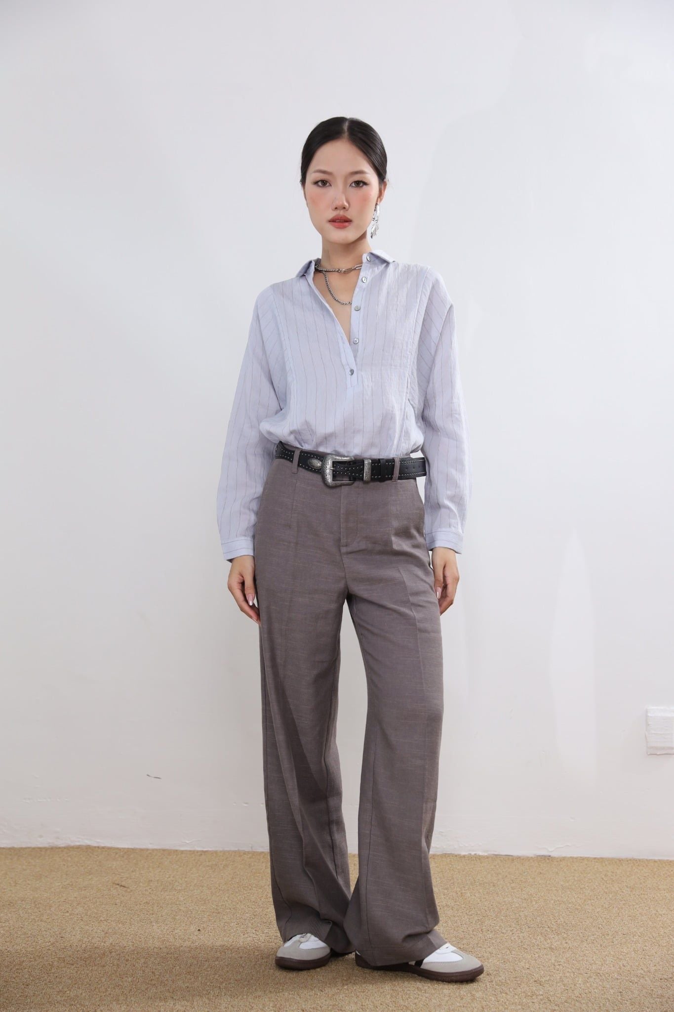 Quần ống suông chất Linen 19012302