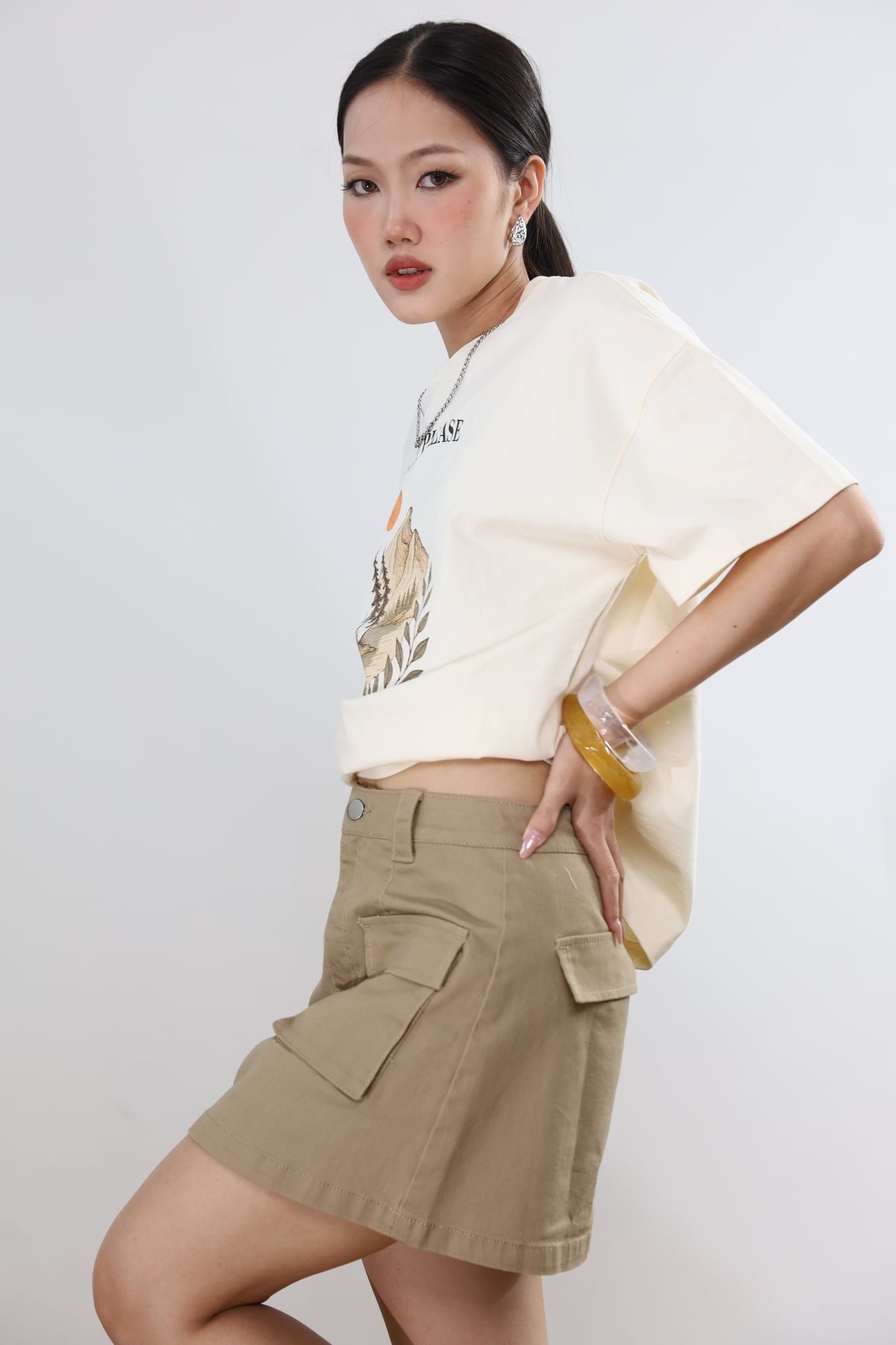 Váy kiểu ngắn 17012291