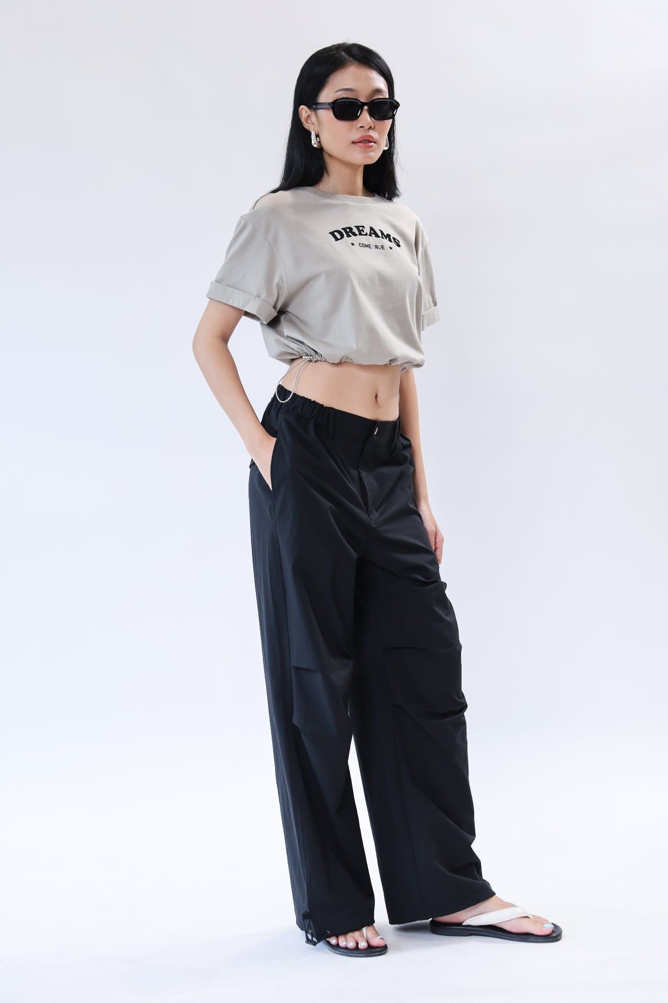 Quần dù ống rộng 19212405