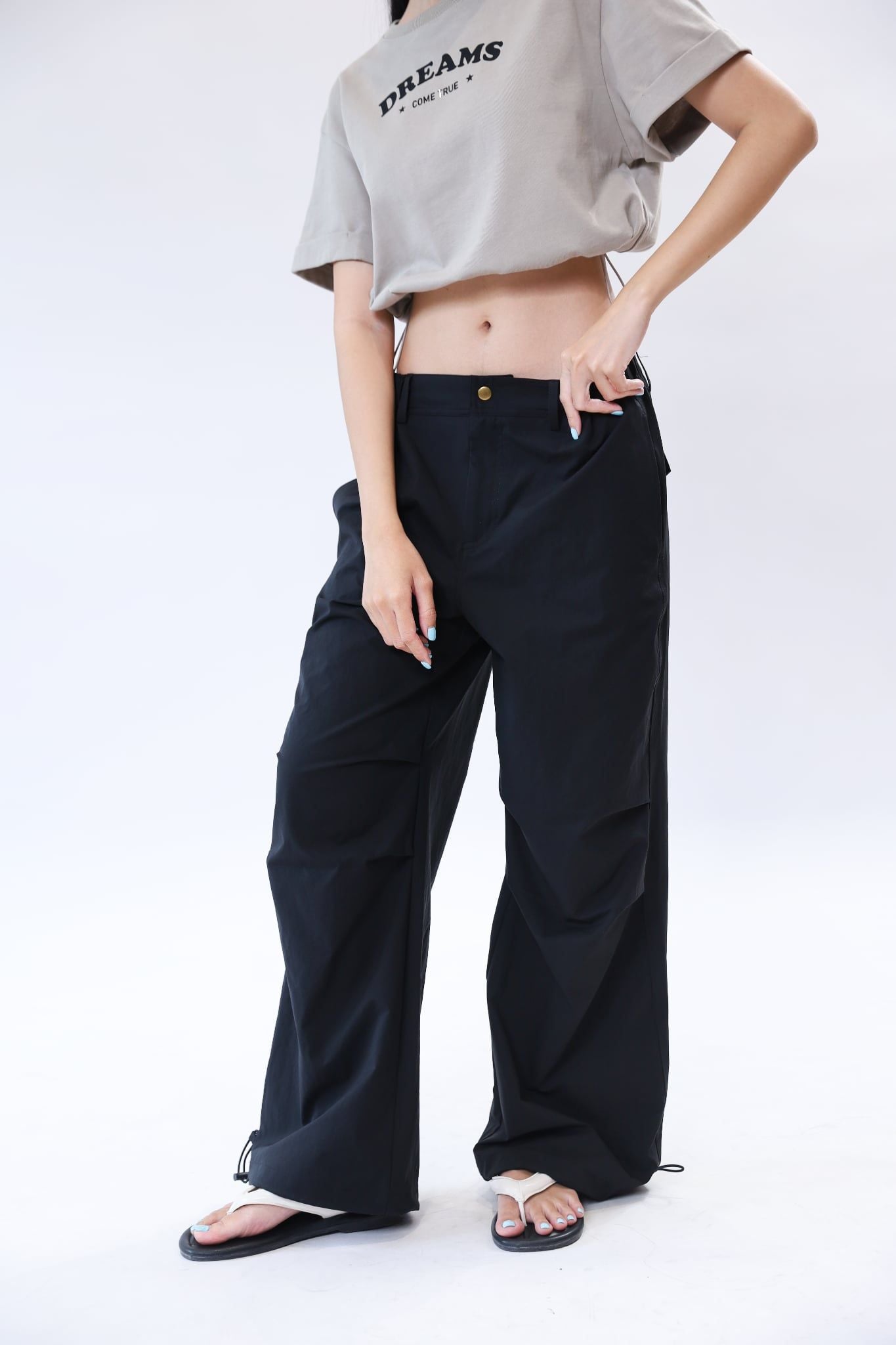 Quần dù ống rộng 19212405