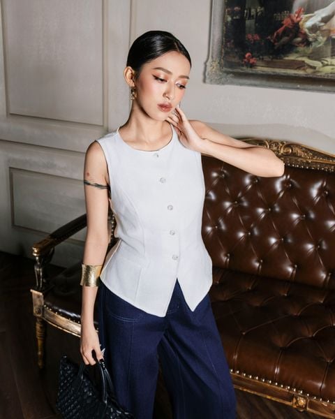 áo gile linen dáng dài retro màu trắng