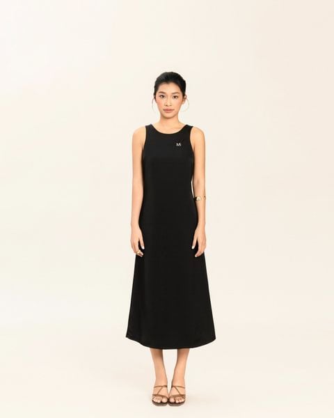 đầm lụa dáng dài màu đen