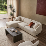 Sofa góc Snail 3–4 chỗ màu trắng kem - góc phối cảnh 2