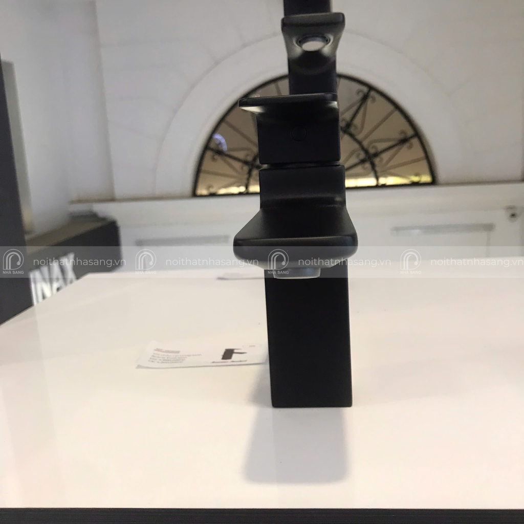 WF-1301MB Vòi Lavabo American Standard Nóng Lạnh Màu Đen