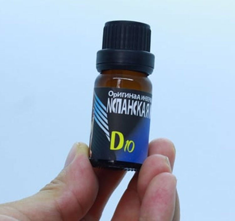  Nước D10 hỗ trợ cho nữ cải thiện ham muốn của Nga chai 10ml 