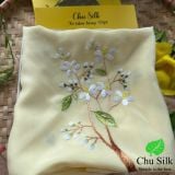  Khăn choàng lụa tơ tằm thêu tay_Màu vàng- Món quà tặng mang nhiều ý nghĩa 