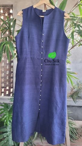  Váy đũi tơ tằm màu xanh tím than cúc ngọc trai tự nhiên 