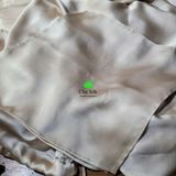  Khăn tay nữ chất liệu tơ tằm cao cấp loại mềm mịn 