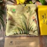  Khăn lụa tơ tằm thêu tay_Màu vàng 