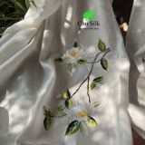  Khăn lụa tơ tằm thêu tay_màu trắng 