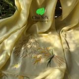  Khăn lụa tơ tằm thêu tay_Màu vàng 