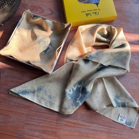  Khăn lụa vuông loang loại dầy 