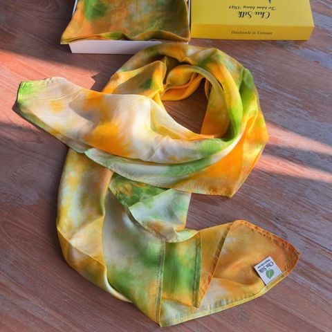  Khăn lụa vuông loang loại dầy 