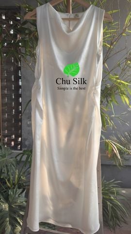  Váy cổ đổ tơ tằm cao cấp định lượng 19mm thuần Việt- Mã số 260124 