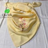  KHĂN LỤA VUÔNG TƠ TẰM THÊU TAY 