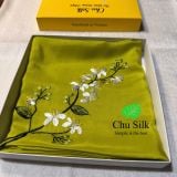  KHĂN LỤA VUÔNG TƠ TẰM THÊU TAY 