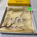  KHĂN LỤA VUÔNG TƠ TẰM THÊU TAY 