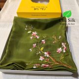  KHĂN LỤA VUÔNG TƠ TẰM THÊU TAY 