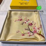  KHĂN LỤA VUÔNG TƠ TẰM THÊU TAY 