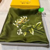  KHĂN LỤA VUÔNG TƠ TẰM THÊU TAY 