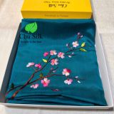  KHĂN LỤA VUÔNG TƠ TẰM THÊU TAY 