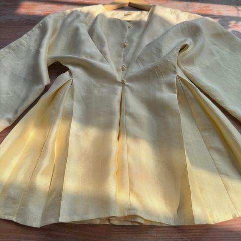  Áo bà ba tơ tằm cách điệu 20260406 