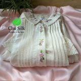  Váy tơ tằm nguyên bản màu trắng thêu hoa đào (sản phẩm đặt hàng trước) 