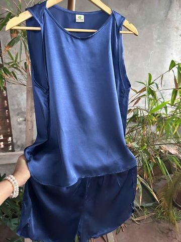  Bộ quần áo mặc nhà Chu Silk màu xanh than 