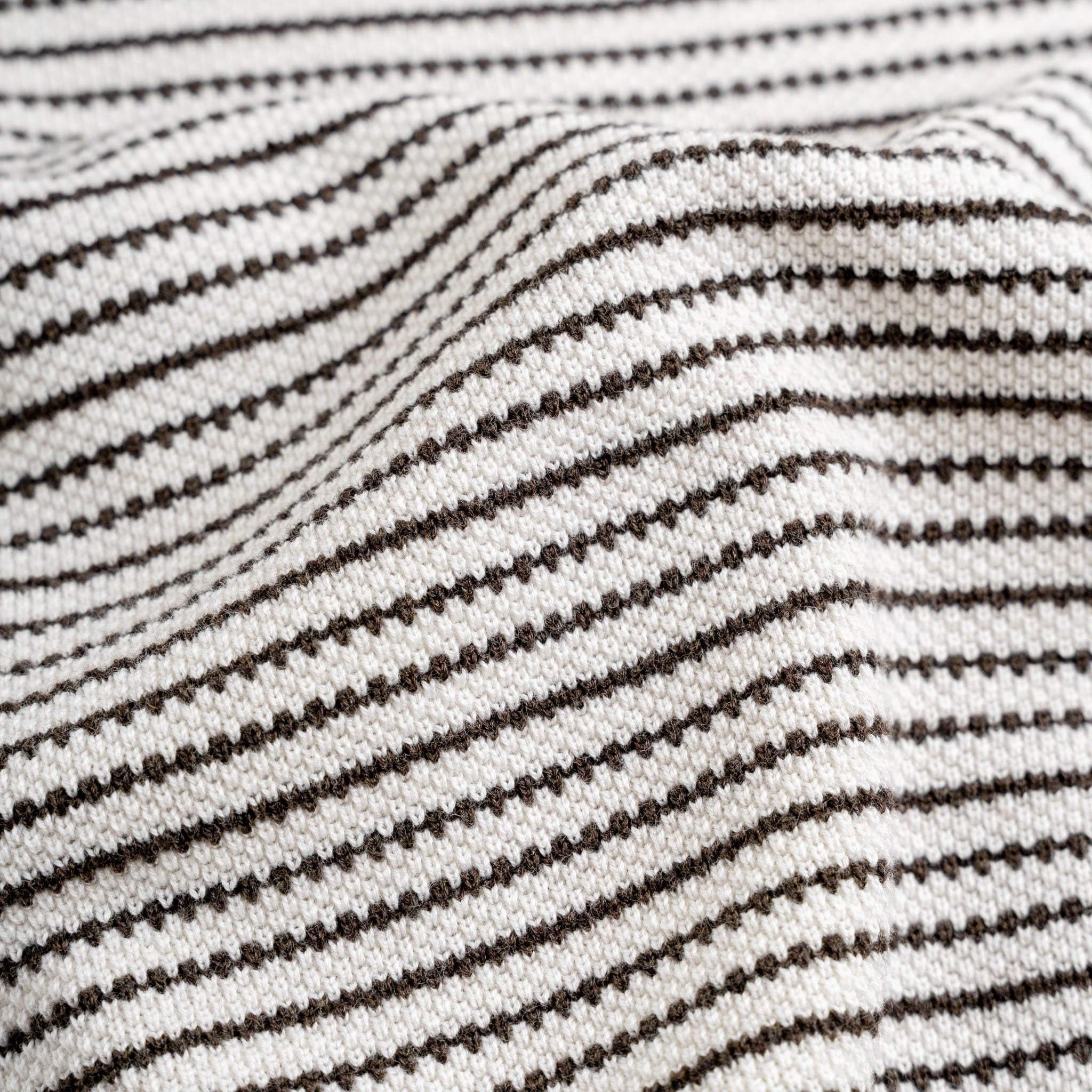 Áo Polo Dệt Kim By Cotton Melange Sọc Nhỏ Kem